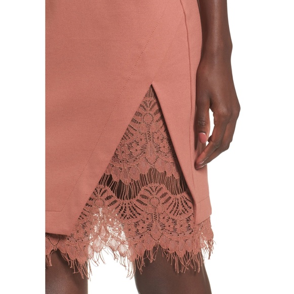 ASTR THE LABEL Lace Sexy Plunging Bodycon Dress - Picture 4 of 8